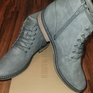 STEVE MADDEN SHOES...